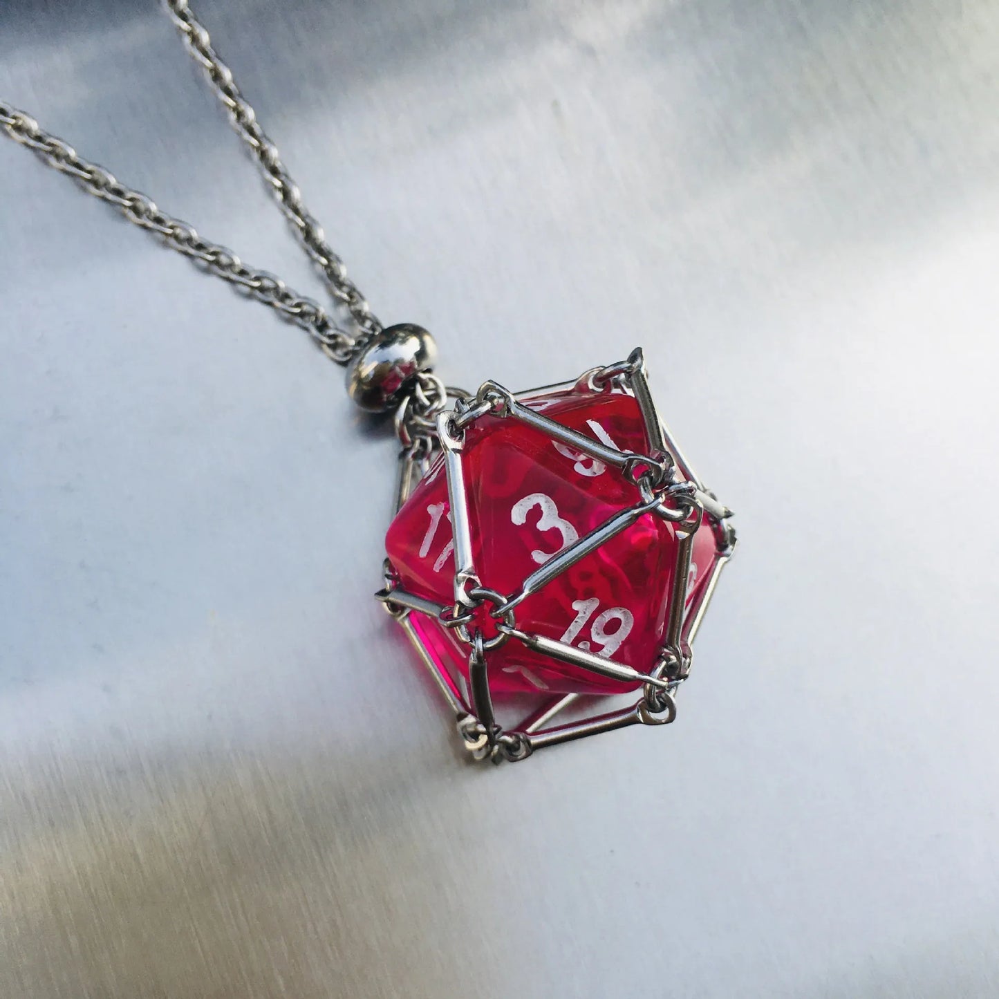 Board Game Acrylic 20D Dice Necklace Metal Net Cage Interchangeable Pendant Dice Necklace Accessories Lovers Fans Gift Props