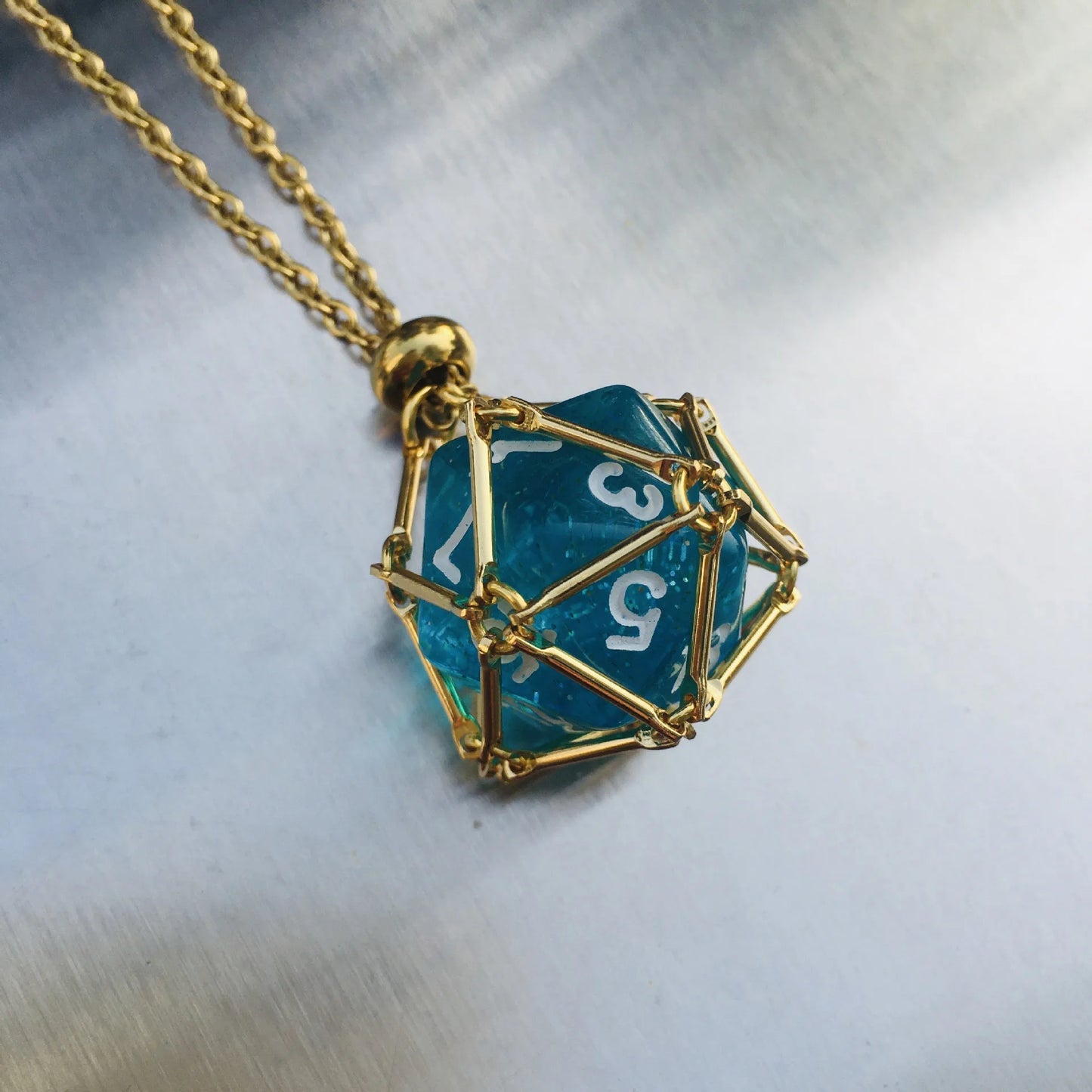 Board Game Acrylic 20D Dice Necklace Metal Net Cage Interchangeable Pendant Dice Necklace Accessories Lovers Fans Gift Props
