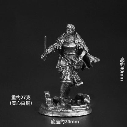 Dungeons Dragons Soldier Model White Copper Metal Miniature Decoration Craft Copper Sculpture Desk Game Aaccessories
