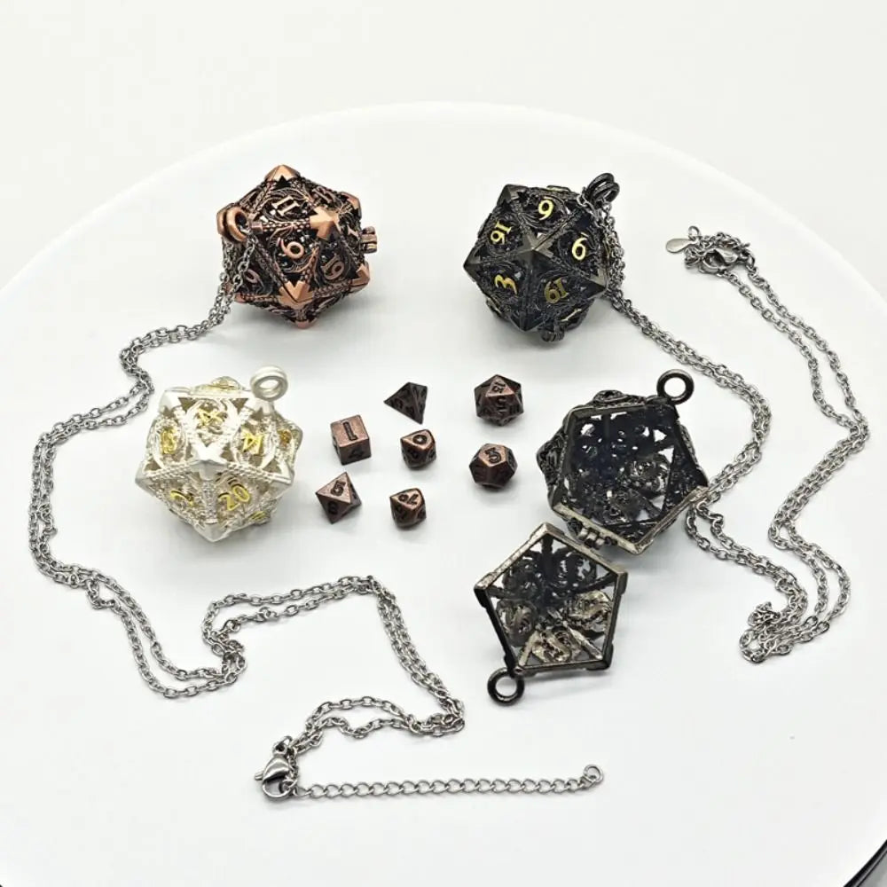 Creative D20 Metal Hollow Box+7pcs Metal DND Dice Necklace Set Portable Board Game Dice Mini Kit Fashion Jewelry Party Game Dice