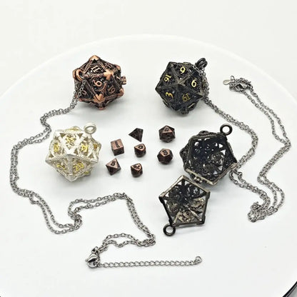 Creative D20 Metal Hollow Box+7pcs Metal DND Dice Necklace Set Portable Board Game Dice Mini Kit Fashion Jewelry Party Game Dice
