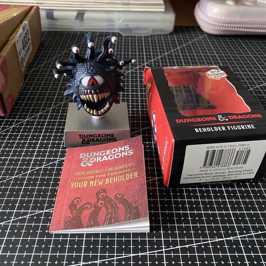 Dungeons & Dragons: Beholder Figurine: With Glowing Eye! Figure Model Toy Eye Demon Spectator Can Illuminate Statues