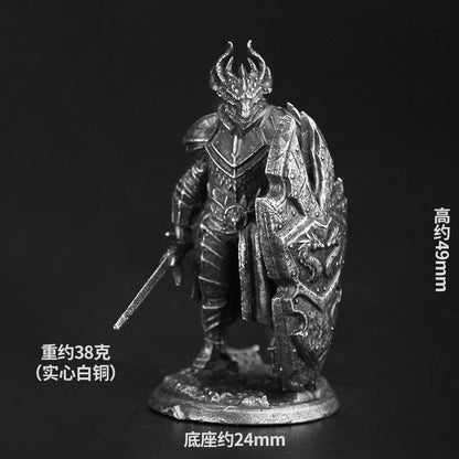 Dungeons Dragons Soldier Model White Copper Metal Miniature Decoration Craft Copper Sculpture Desk Game Aaccessories