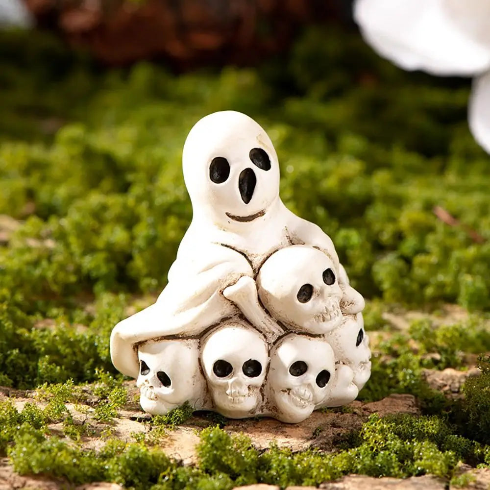 Mini Halloween Miniature Figurine Spider Bat Candle Skull Cartoon Scary Rabbit Statue Pranky Prop Party Ornaments