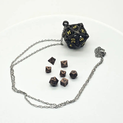 Creative D20 Metal Hollow Box+7pcs Metal DND Dice Necklace Set Portable Board Game Dice Mini Kit Fashion Jewelry Party Game Dice