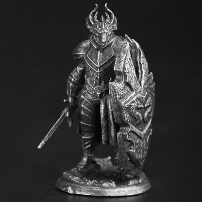 Dungeons Dragons Soldier Model White Copper Metal Miniature Decoration Craft Copper Sculpture Desk Game Aaccessories