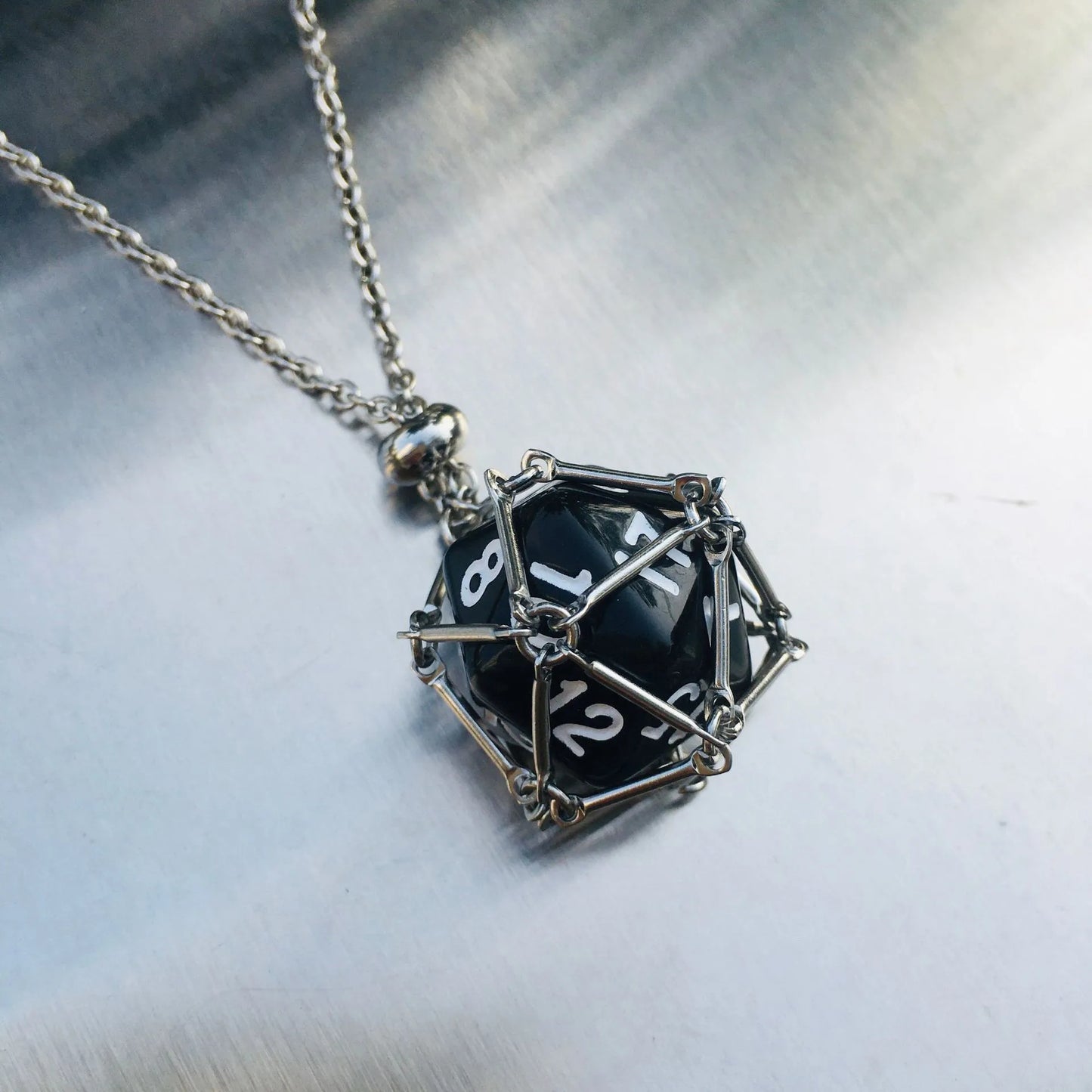 Board Game Acrylic 20D Dice Necklace Metal Net Cage Interchangeable Pendant Dice Necklace Accessories Lovers Fans Gift Props