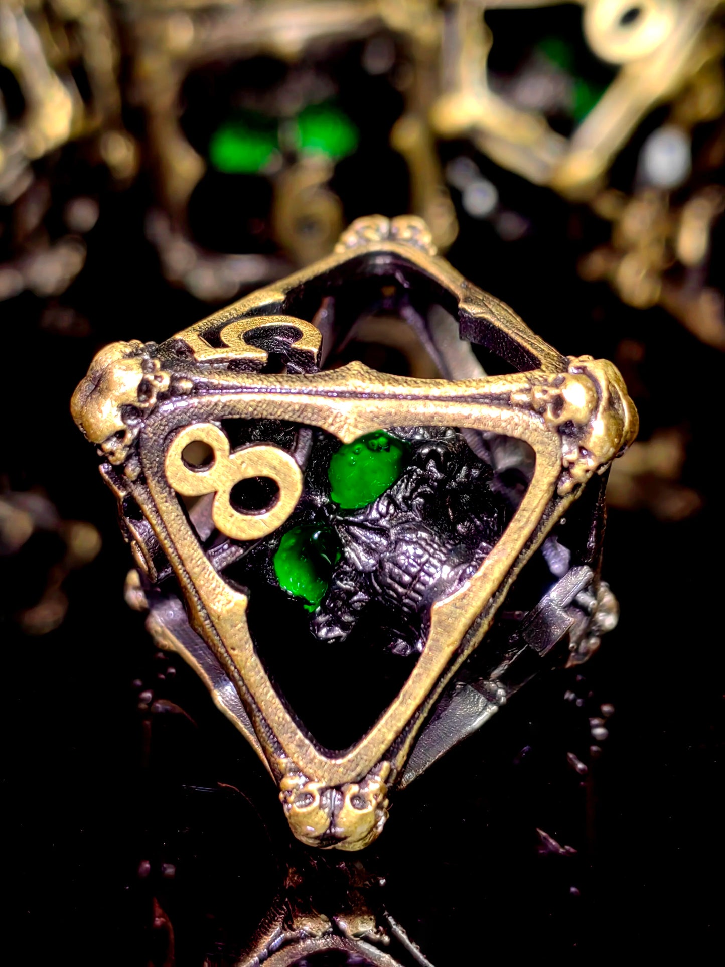 DnD Metal Dice Set - 7 Piece Zinc Alloy Dice with Skull Pattern, Antique Bronze, for Dungeons & Dragons, RPG Tabletop Games