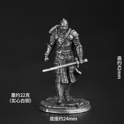 Dungeons Dragons Soldier Model White Copper Metal Miniature Decoration Craft Copper Sculpture Desk Game Aaccessories