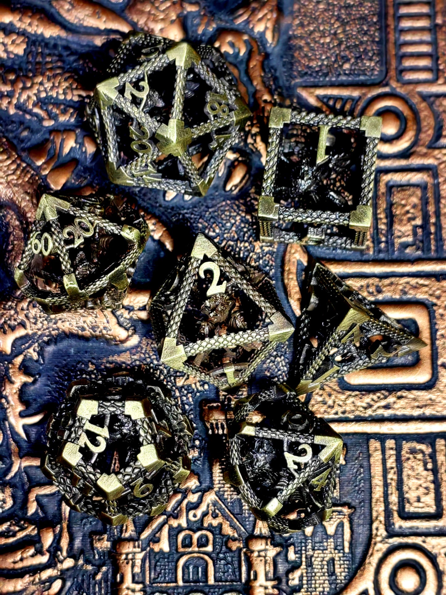 DnD Metal Dice Set - 7 Piece Zinc Alloy Dice with Skull Pattern, Antique Bronze, for Dungeons & Dragons, RPG Tabletop Games