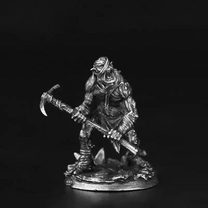 Metal Bronze Dragon and Dungeon Soldier Model Handmade Gift Ornament Desktop Game Ornament Chess Toy