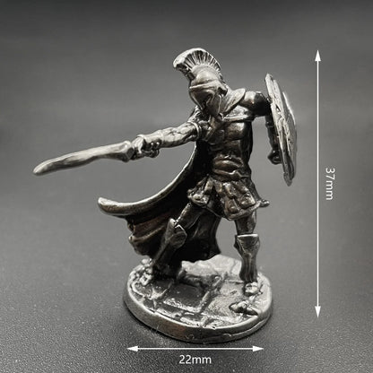 1pcs Ancient Spartan Rome Soliders Figurines Miniatures Vintage Metal Soldiers Model Statue Desktop Ornament Gift